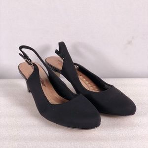 WALKING CRADLE Belle Black Microfiber Narrow Heels